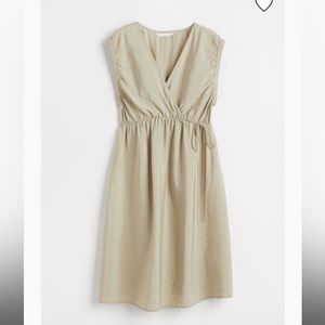 Brand New H&M maternity dress